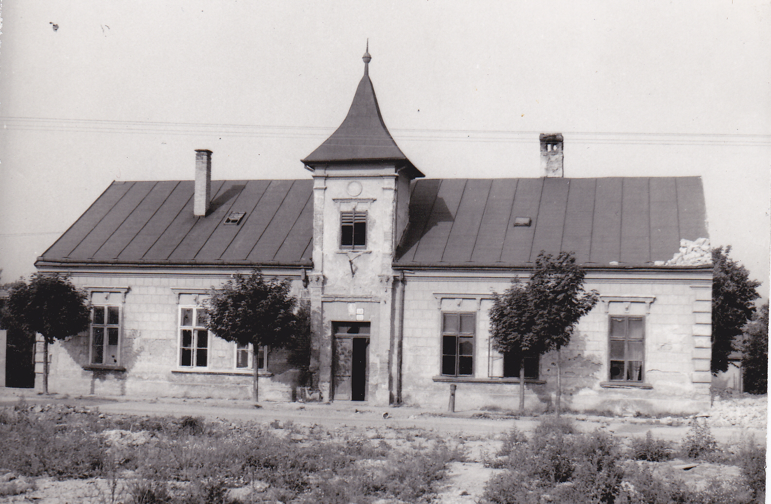 Evanjelická a hudobná škola (na rohu Moravskej a Požiarnej ul.) zachytená v roku 1979