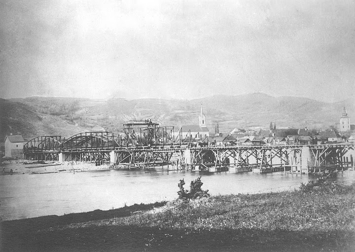 Budovanie mostu v r. 1891