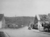 Križovatka pri "Rožáku" v roku 1932 (pohľad smerom z mosta)