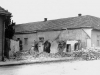 búranie domu na Moravskej ulici, kde vzniklo napojenie ulice F. Urbánka