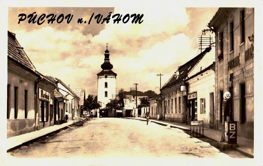 Dnešná Moyzesova ulica (pešia zóna) v Púchove nad Váhom cca na prelome 40. a 50. rokov 20. storočia