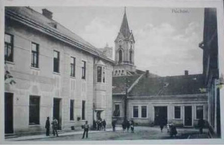 Potravný spolok (neskôr hotel Javorník) na rohu Moravskej a Moyzesovej ulice v Púchove (1. ČSR)
