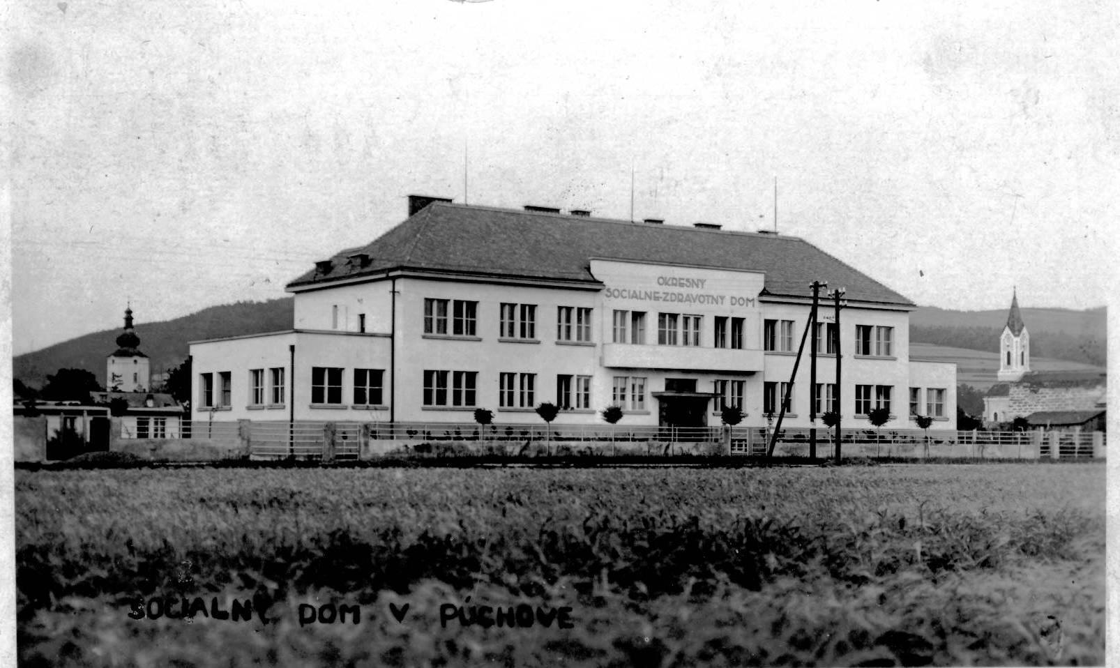 Sociálne-zdravotný dom (dnešný detský domov) v polovici 20. storočia - postavený v r. 1932
