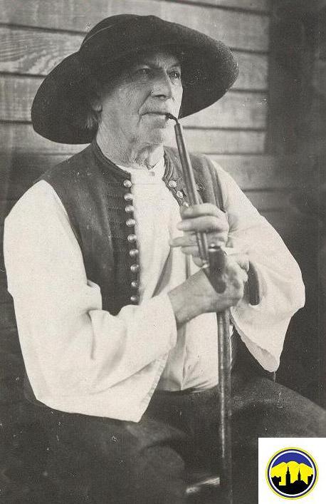 Muž v kroji z Púchovskej doliny v prvej polovici 20. storočia