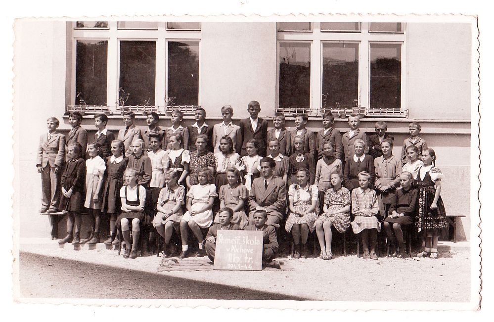 Štátna meštianska škola v Púchove v období tzv. Slovenského štátu (1941-1944)