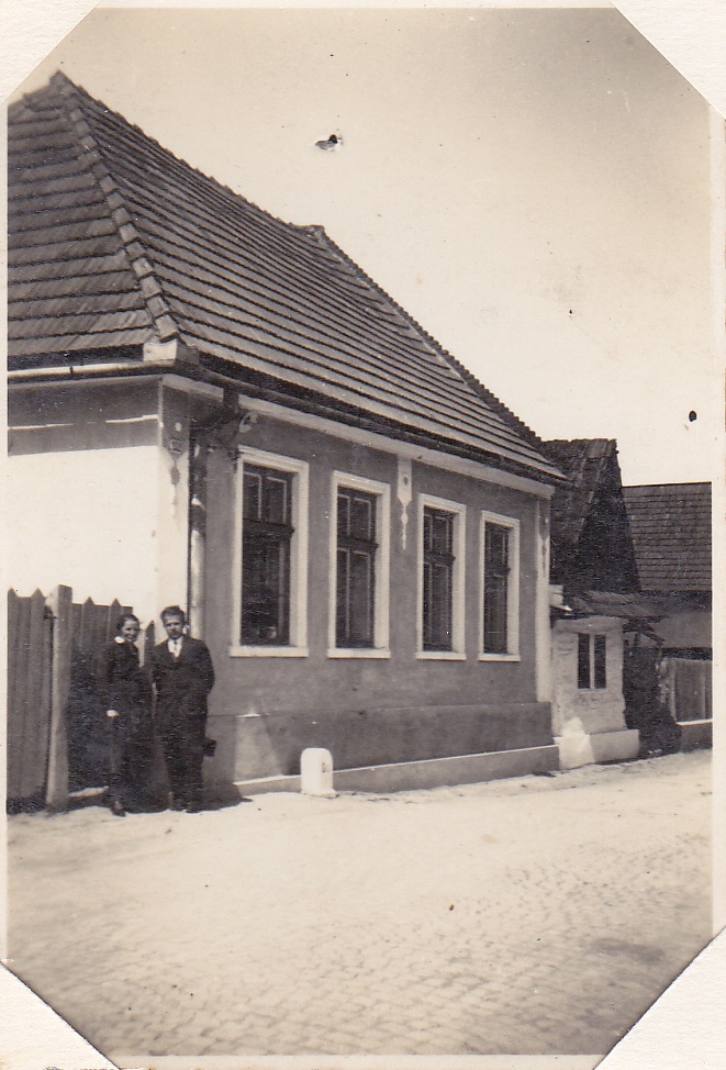 Domy na Mudroňovej ulici (od križovatky s Moravskou smerom na Nimnicu) v 30. rokoch minulého storočia