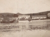 Fotografia hornokočkovského brehu Váhu s hotelom Kanada v 30. rokoch od rod. Srogončíkovej