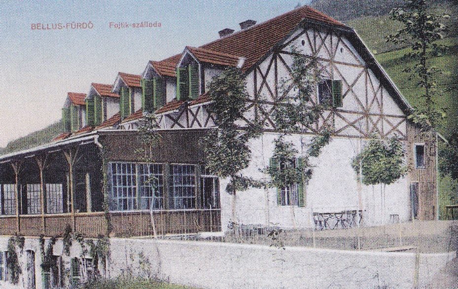 Pohľad na budovu Hotela Fojtík v Belušských Slatinách v roku 1912