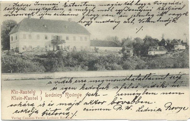 Tzv. Malý kaštieľ (fotografia z 19. storočia) na Led. Rovniach v lokalite Staré Dvory, ktorý v súčasnosti slúži ako obytný dom