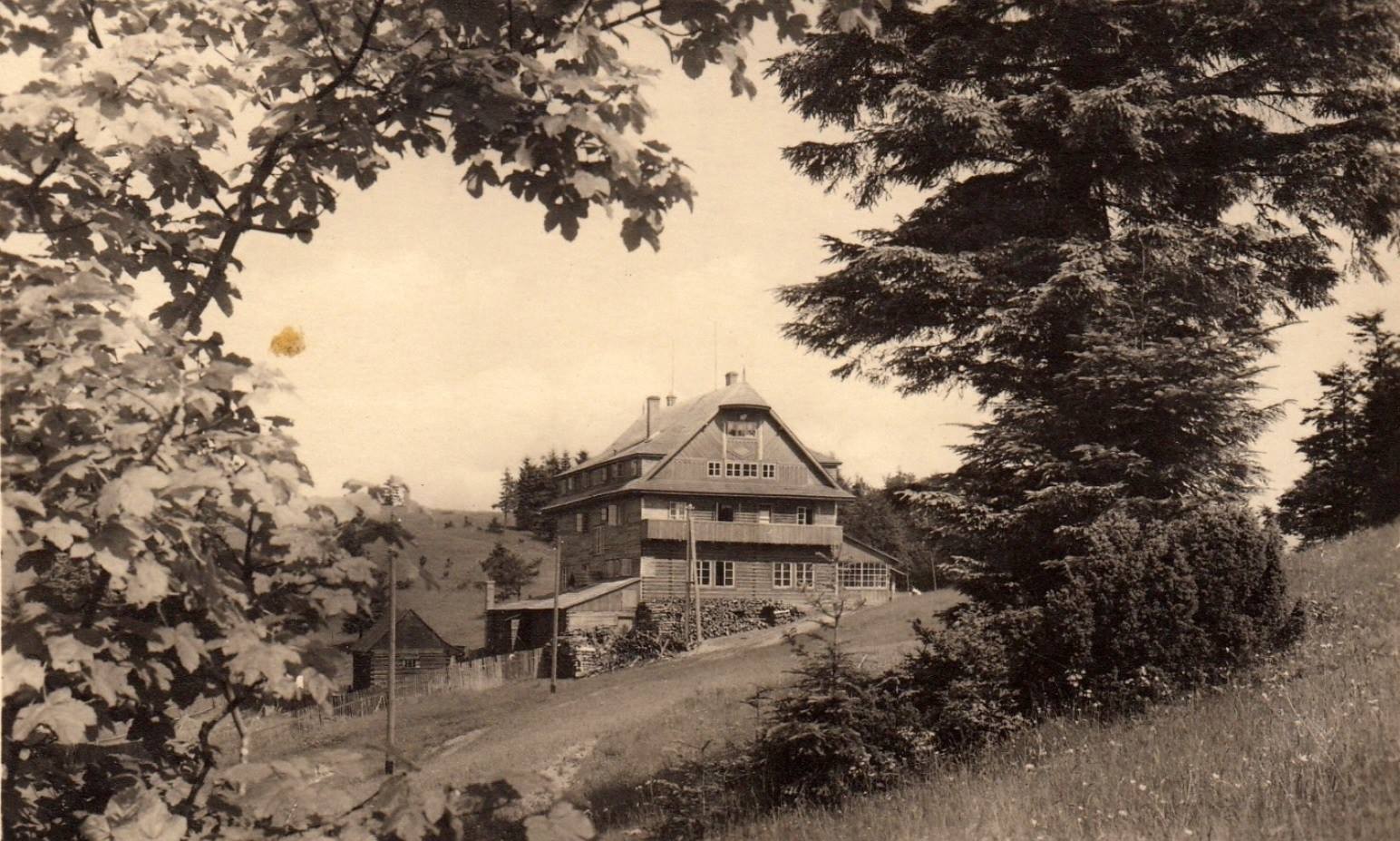 Chata Portáš v roku 1943